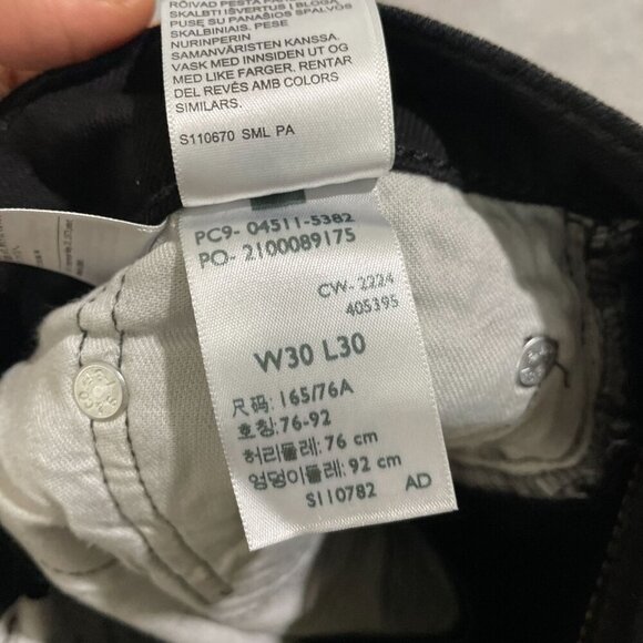 NEW Levis  511 Slim Fit  Men's W30 L30 Black Jeans 99% Cotton Elastane - Picture 7 of 10